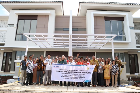 https://images-residence.summarecon.com/images/gallery/article/7075/peresmian listrik baru amanda btari 2018 1.JPG